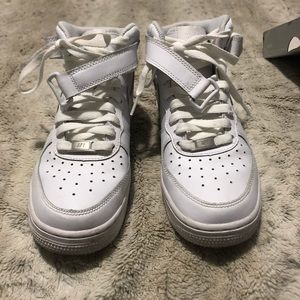 Nike Air Force 1 mids